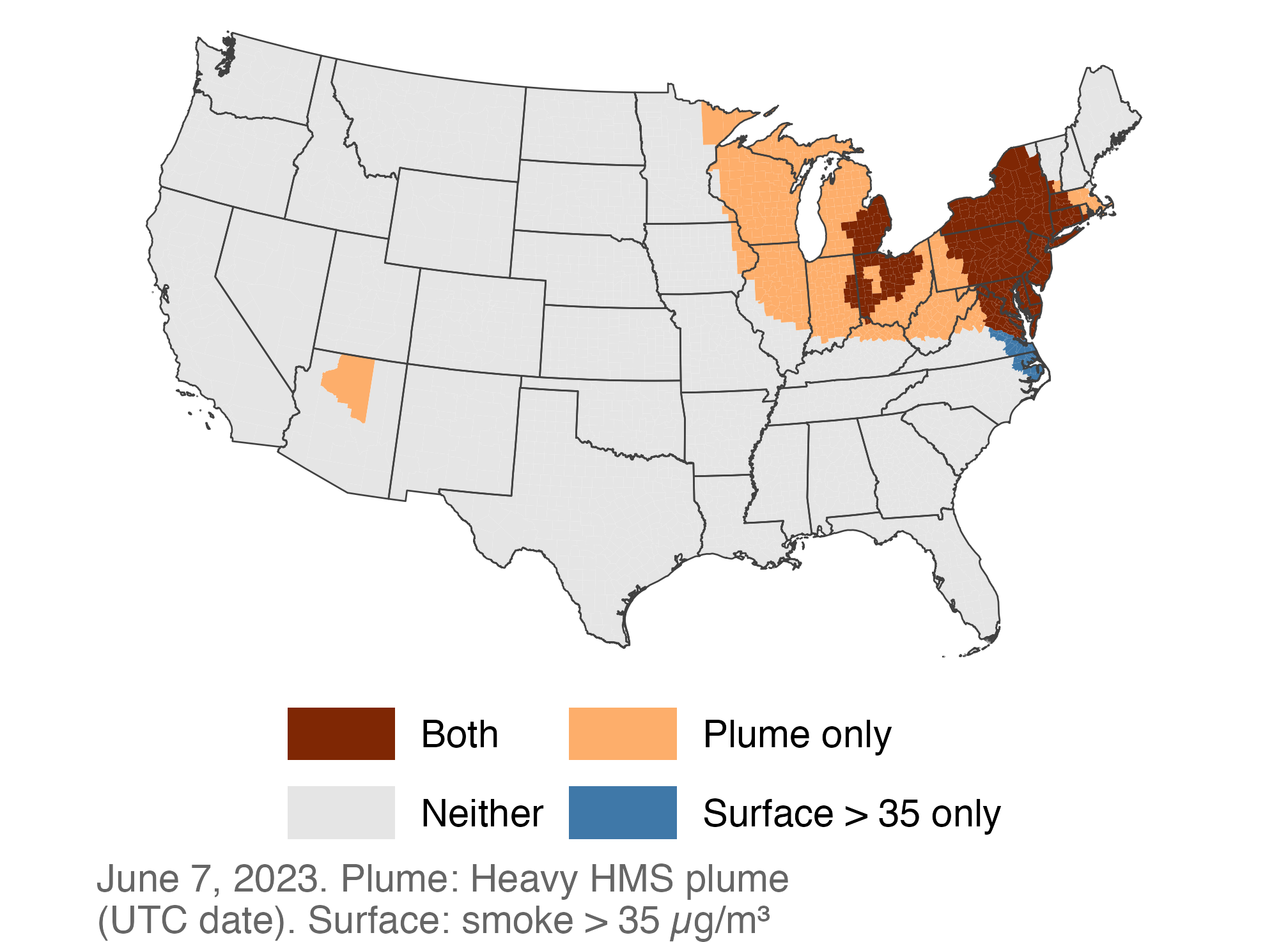 Counties classified by Heavy plume overlap and estimated surface smoke above 35; many northeastern counties meet both, while plume-only counties extend farther west.