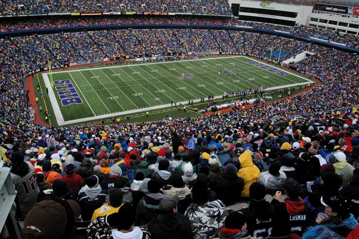 Football fans fill the stands around the Buffalo Bills field in Orchard Park, New York.